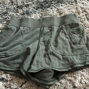 Women’s Shorts Good Quality